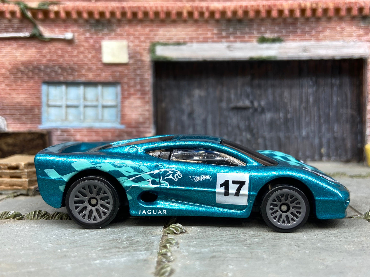 Loose Hot Wheels - Jaguare XJ220 - Teal
