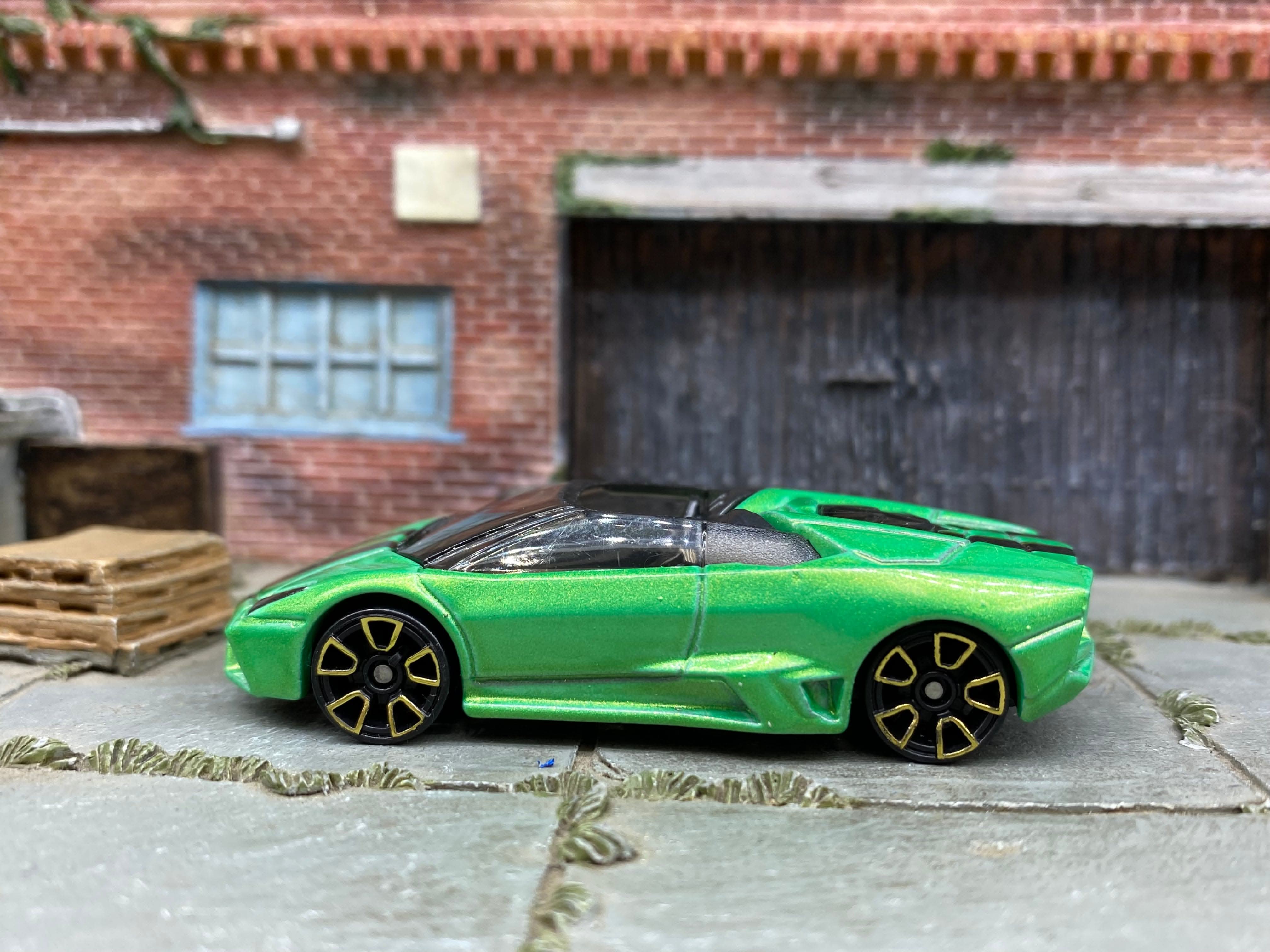 Loose Hot Wheels - Lamborghini Reventon Roadster - Green and Black