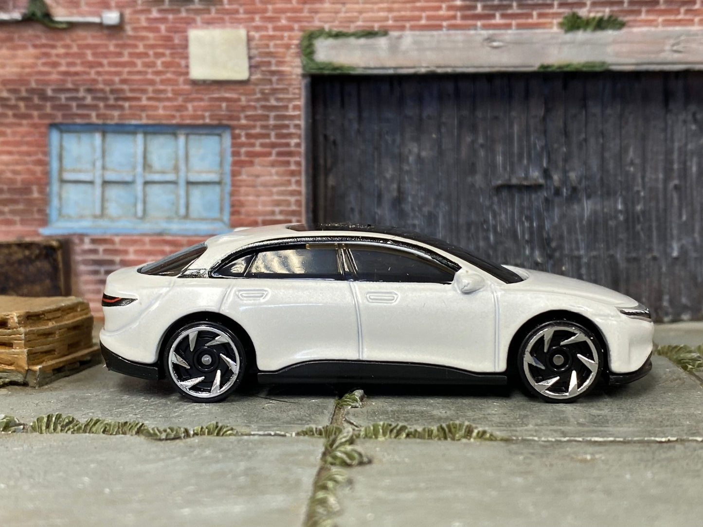 Loose Hot Wheels - Lucid Air - White