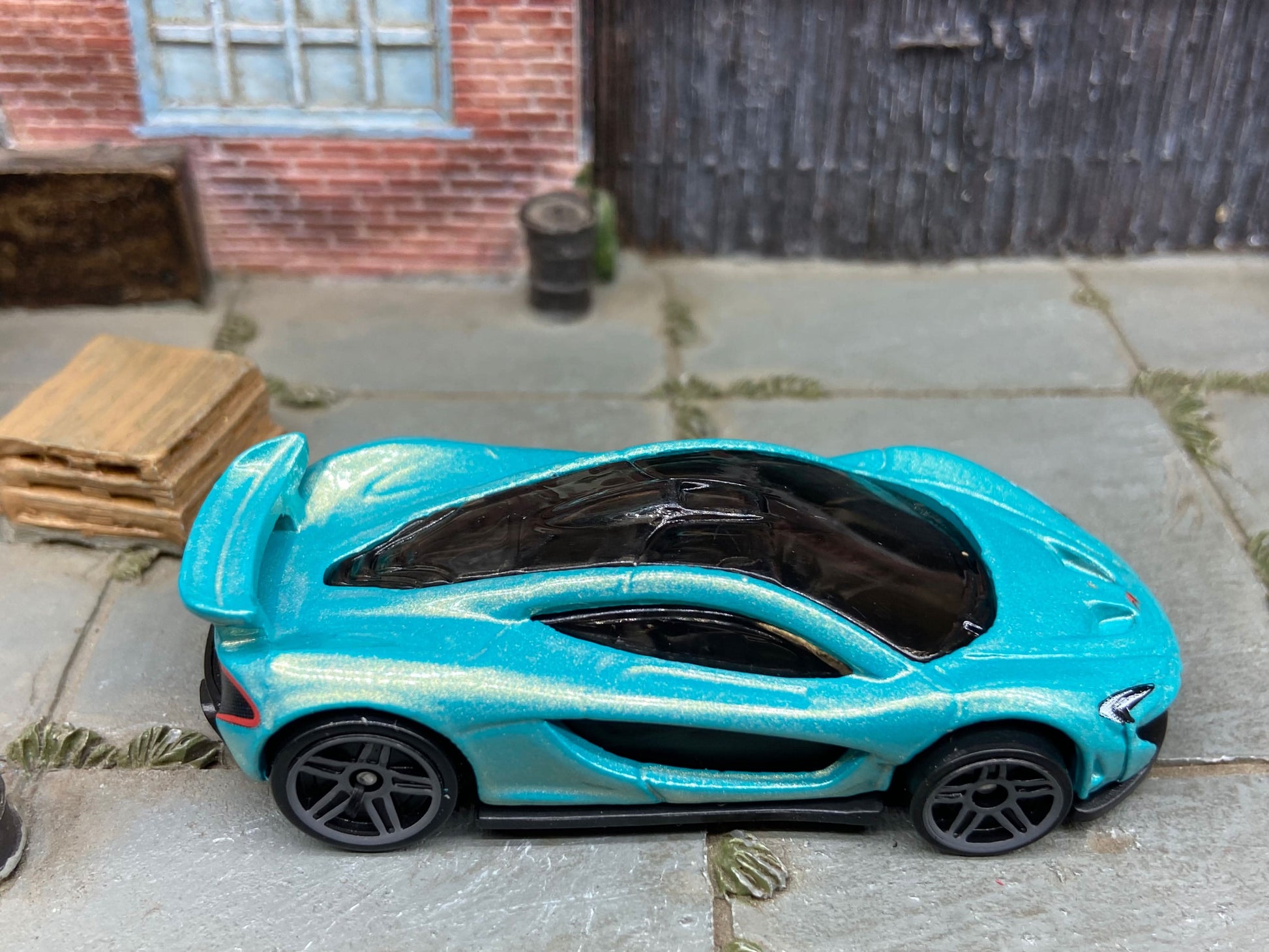 Loose Hot Wheels: McLaren P1 Dressed in Aqua Pearl