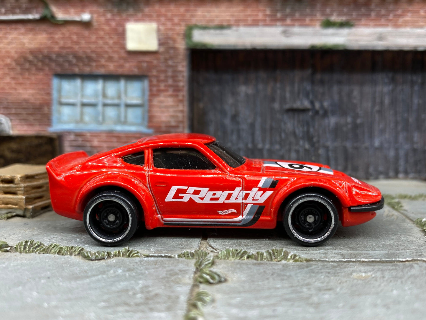 Loose Hot Wheels - Nissan Fairlady Z - Red, Black, White and Gray 94