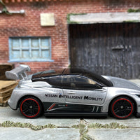 Loose Hot Wheels: Nissan Leaf Nismo RC02 - Silver and Black