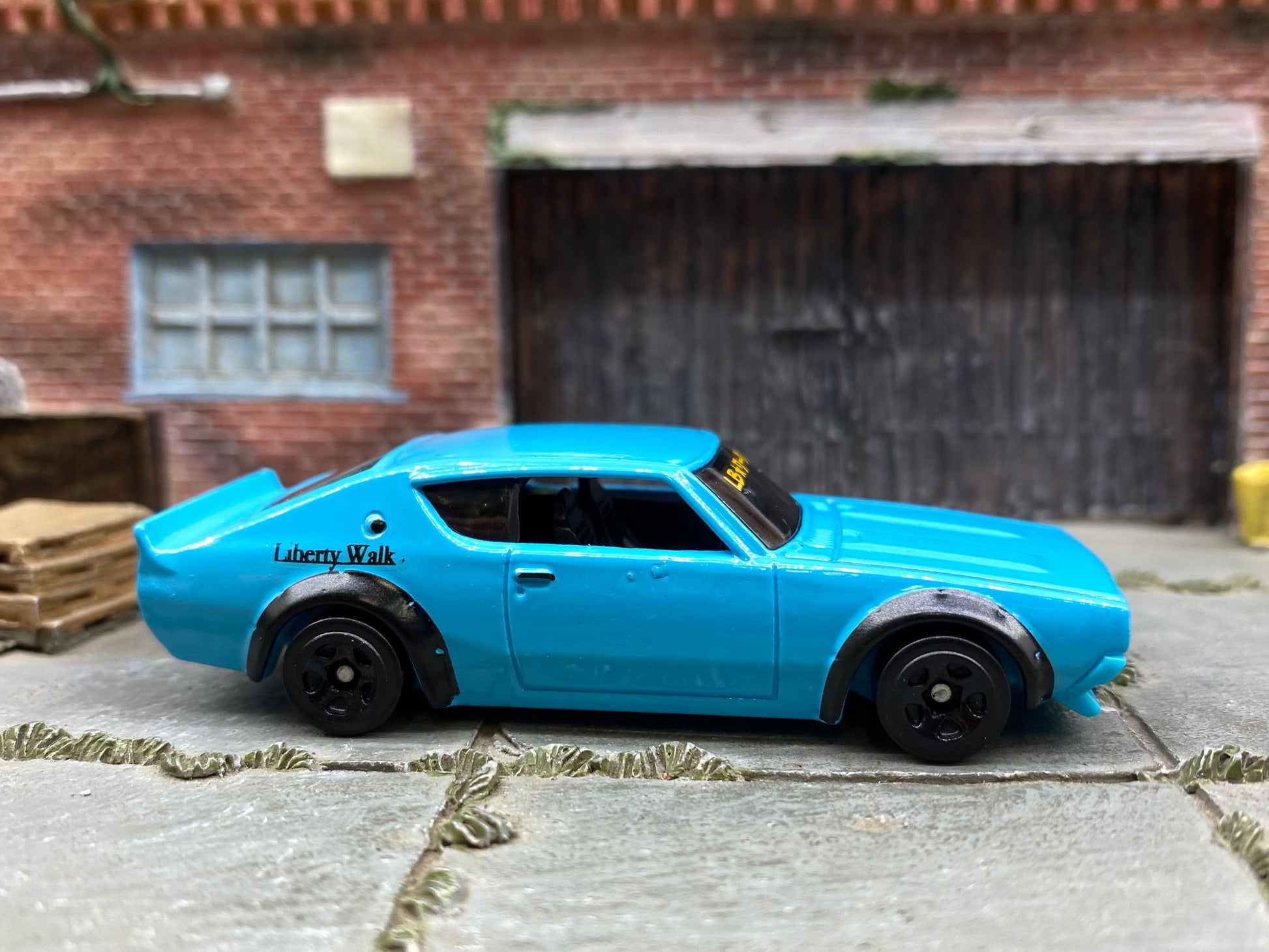 Loose Hot Wheels - Nissan Skyline 2000GT-R LBWK - Blue and Black
