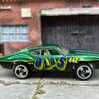 Loose Hot Wheels Olds 442 - Green, Yellow and Blue OLDS