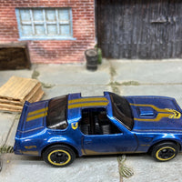 Loose Hot Wheels Pontiac Firebird "Hot Bird" Dressed in Blue and Gold