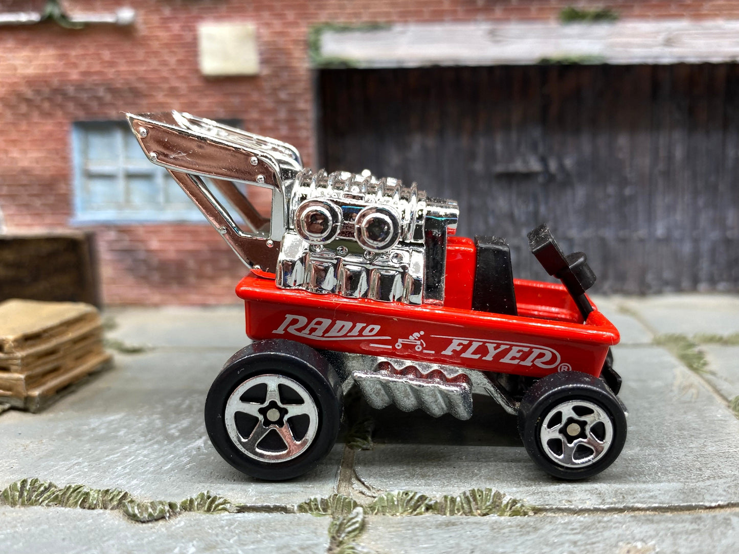 Loose Hot Wheels - Radio Flyer Wagon - Red