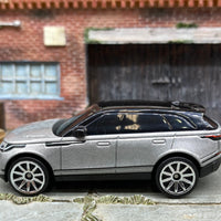 Loose Hot Wheels Range Rover Velar - Silver