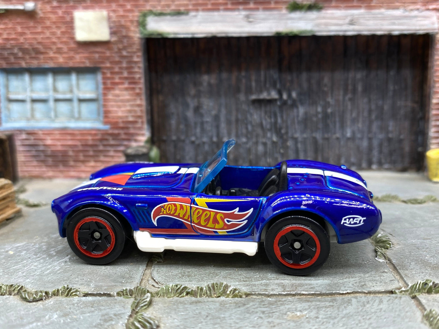 Loose Hot Wheels - Shelby Cobra 427 S/C - Blue Hot Wheels