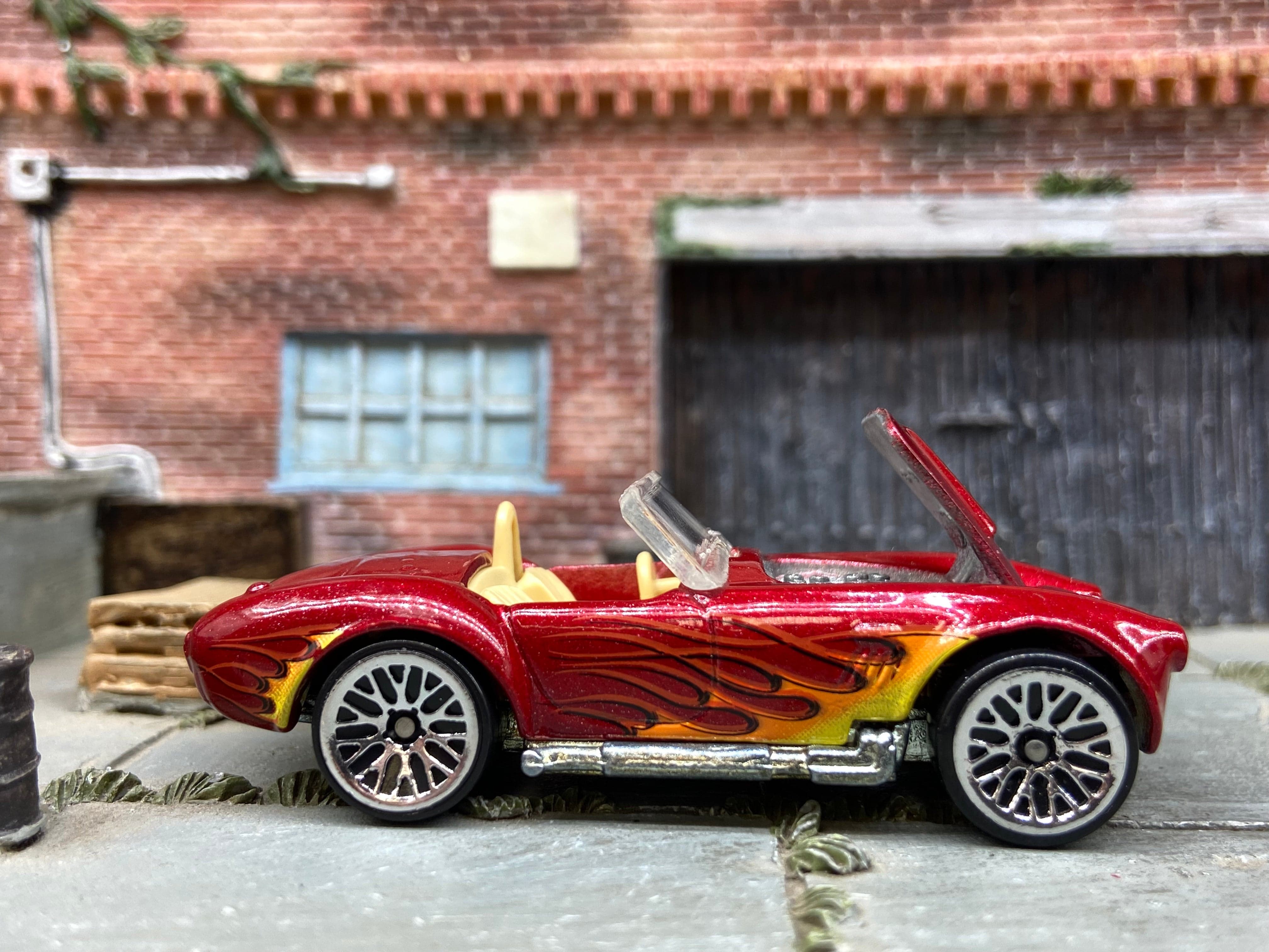 Loose Hot Wheels Shelby Cobra 427 S/C Dressed in Dark Red