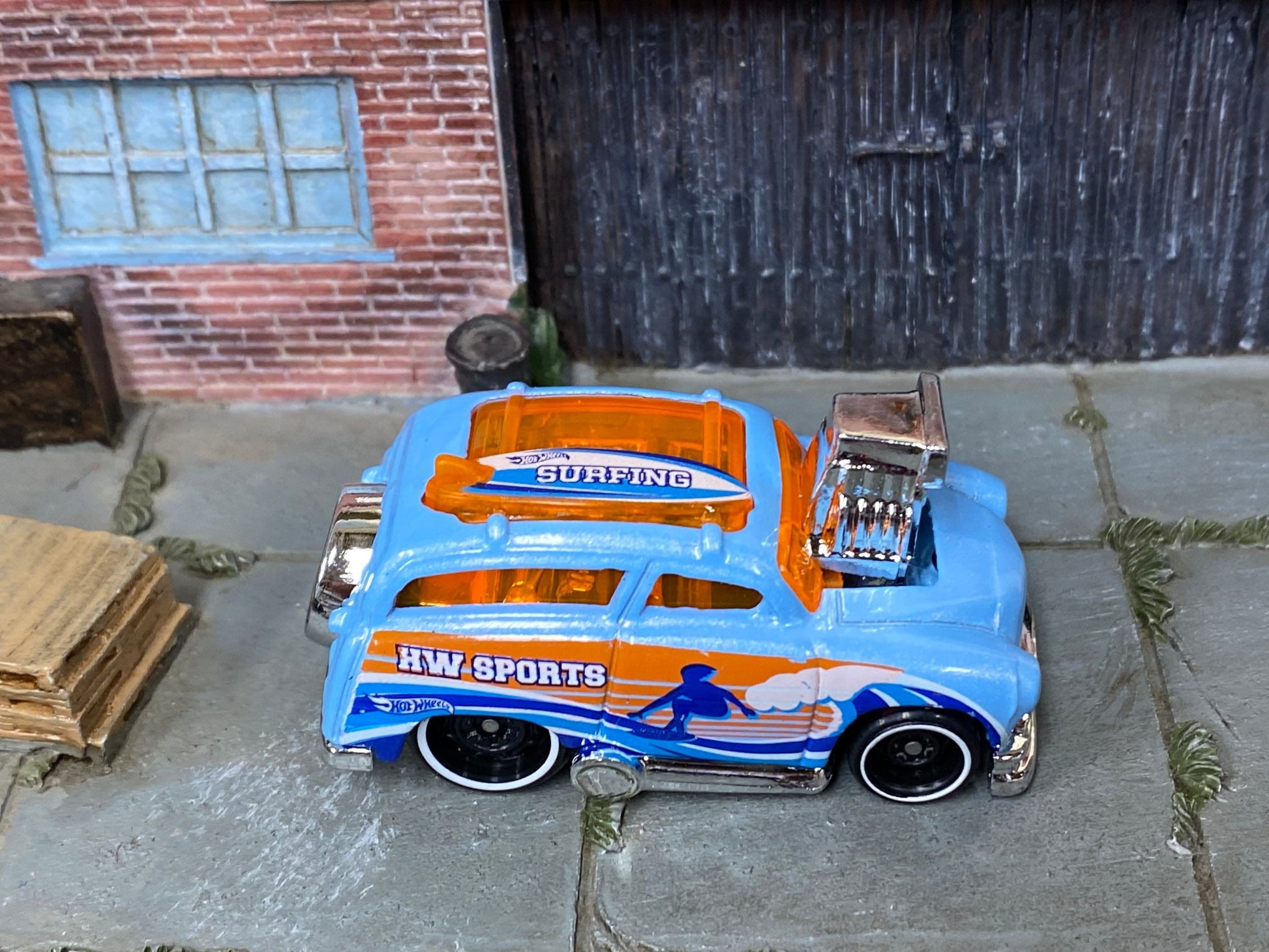 Loose Hot Wheels - Surf'n Turf Surf Wagon - Blue and Orange