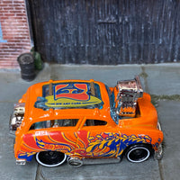 Loose Hot Wheels - Surf and Turf Surf Wagon - Orange Art Car Wave