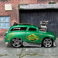 Loose Hot Wheels - Surf'n Turf Surf Wagon - Dark Green