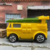 Loose Hot Wheels: TMNT Party Van Teenage Mutant Ninja Turtle Van - Green and Yellow