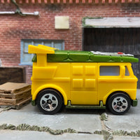 Loose Hot Wheels: TMNT Party Van Teenage Mutant Ninja Turtle Van - Green and Yellow