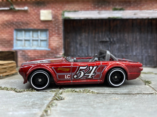 Loose Hot Wheels - Triumph TR6 - Dark Red and White 54