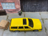Loose Hot Wheels: Volvo 850 Estate - Yellow