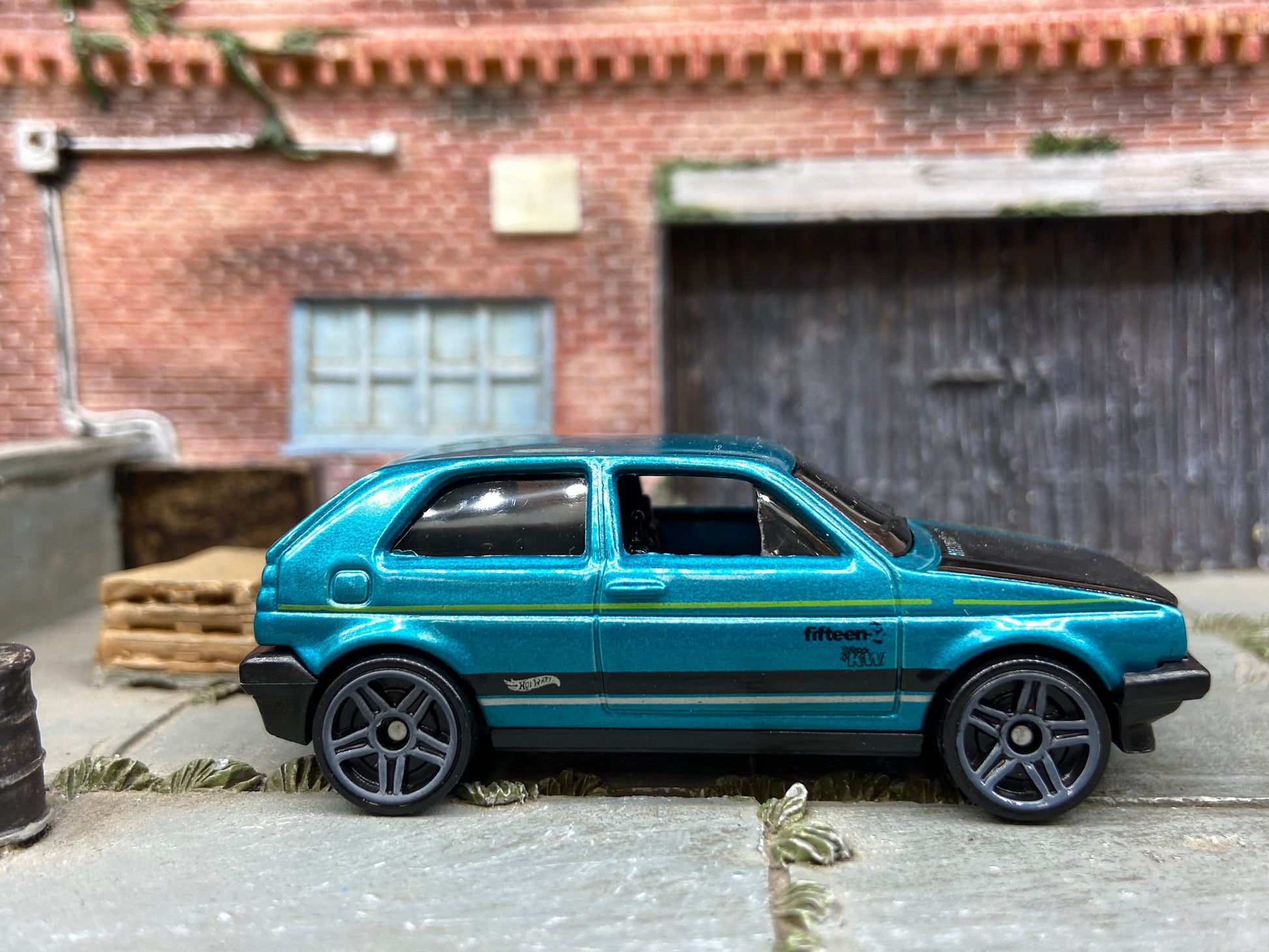 Loose Hot Wheels - VW Volkswagen Golf - Teal and Black