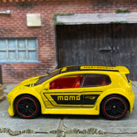 Loose Hot Wheels - VW Volkswagen Golf GTI - Yellow and Black MOMO