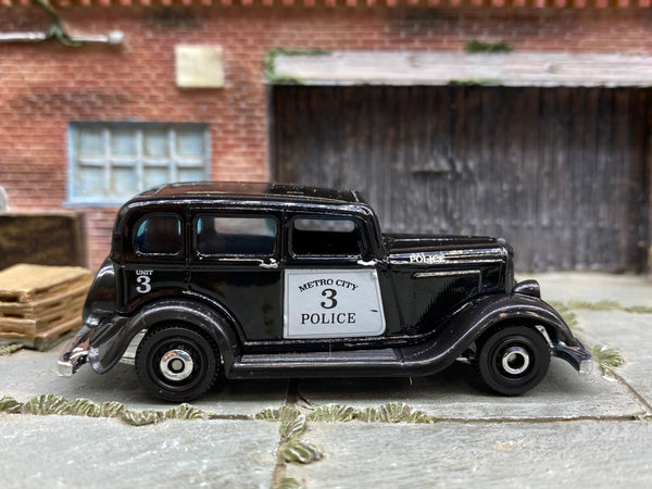 Matchbox 1933 Plymouth in Black and White Police, loose diecast car