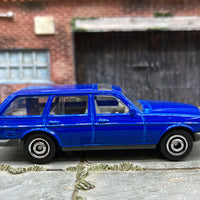 Loose Matchbox - 1980 Mercedes-Benz W123 Wagon - Dark Blue