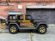 Loose Matchbox - 2018 Jeep Wrangler JL 4 Door - Black and Gold SkyJacker