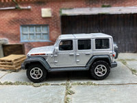 Matchbox 2018 Jeep Wrangler JL 4 Door in White, loose diecast car