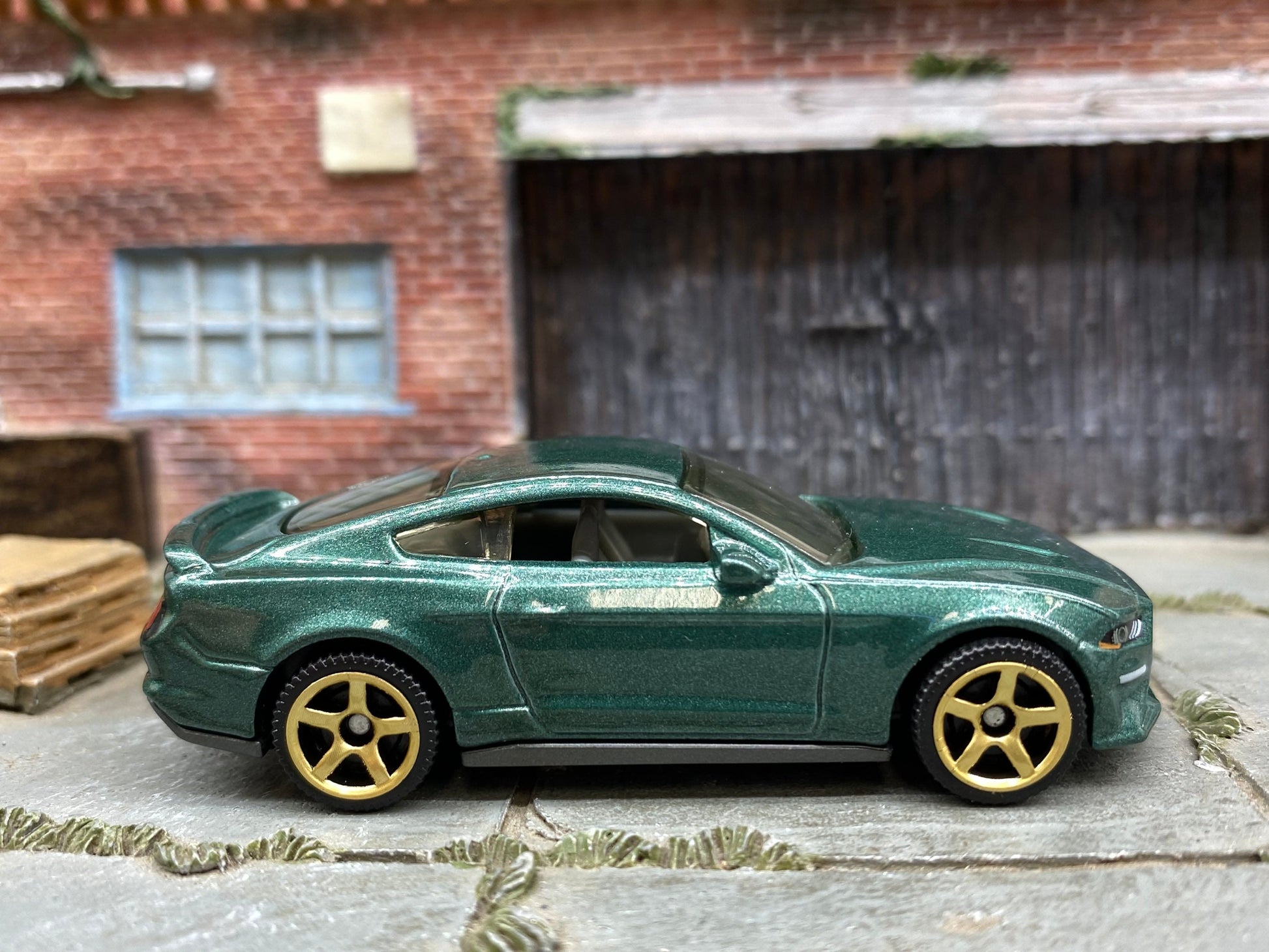 Loose Matchbox - 2019 Ford Mustang Coupe - Green