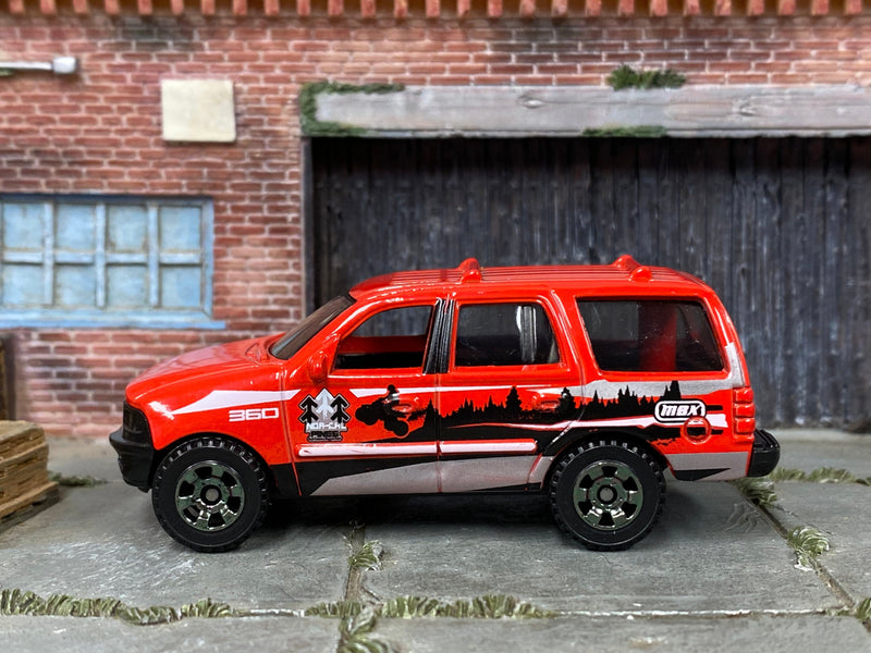 Loose Matchbox Ford Expedition Red Muncle Mikes