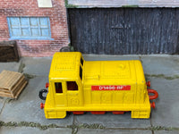 Matchbox No 24 Diesel Shunter 1978 Yellow and Red loose diecast - side profile detail shot