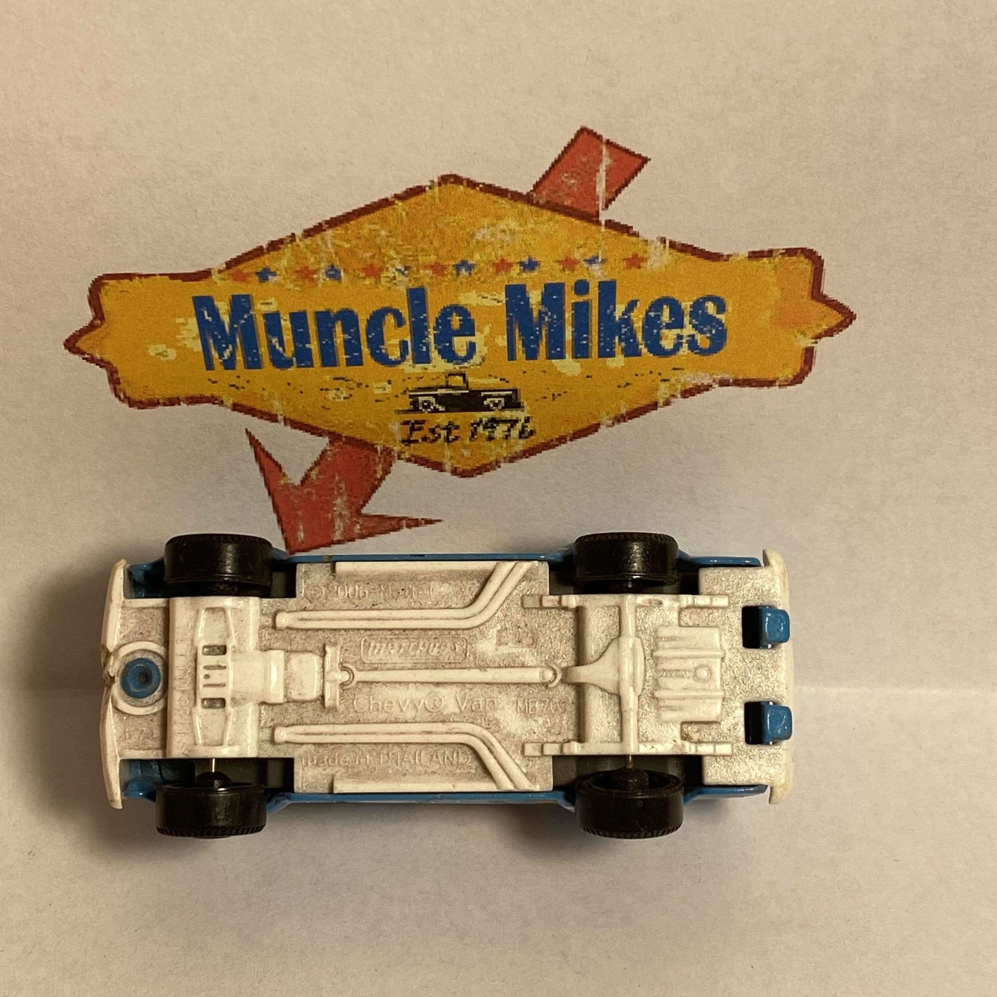 Matchbox 1975 Chevrolet Chevy Van Blue Wifi Repair MBX Adventure City Thailand