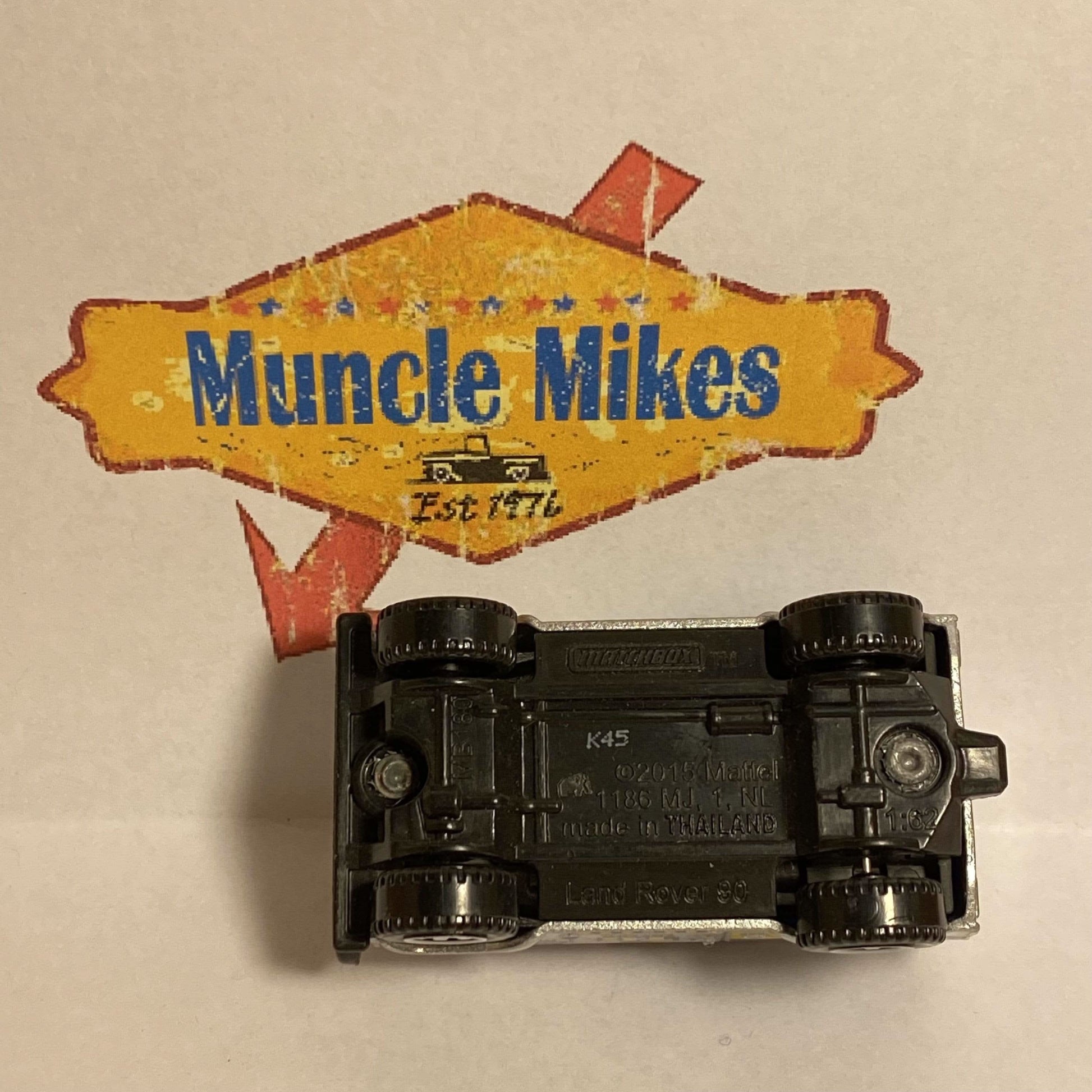 Matchbox LAND ROVER Taylor Construction 1990 SILVER Die Cast metal Car Collectible